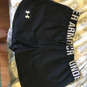 Under Armour Loose Fit Shorts